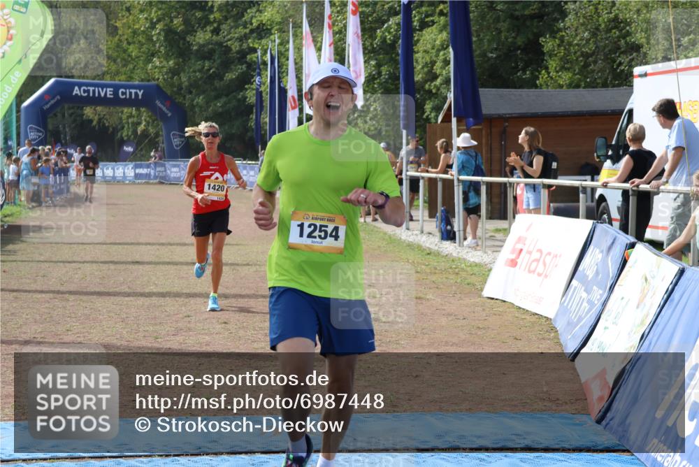 08.09.2024 - Airport Race Strokosch-Dieckow http://msf.ph/oto/6987448 08.09.2024 12:21:10 Ziel 328, 478, 1174, 1203, 1254, 1420, 2828 meine-sportfotos.de