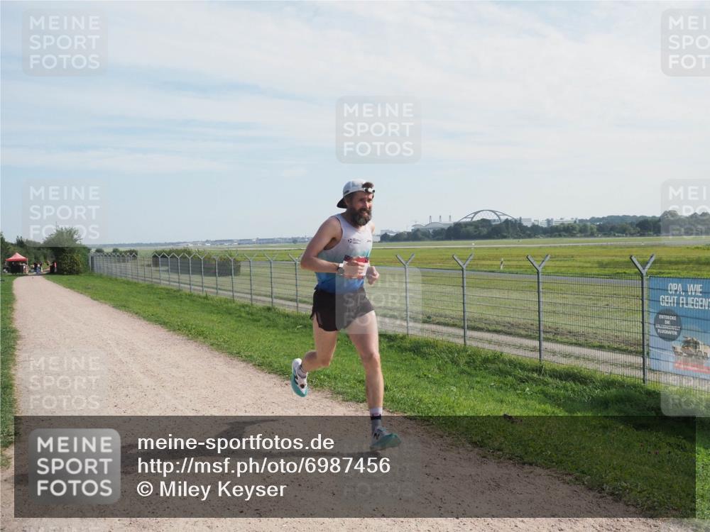 08.09.2024 - Airport Race Miley Keyser http://msf.ph/oto/6987456 08.09.2024 11:53:05 Laufen OLYMPUS, DIGITAL, CAMERA meine-sportfotos.de