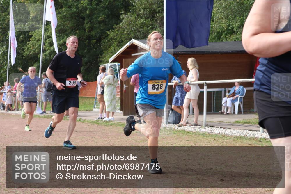 08.09.2024 - Airport Race Strokosch-Dieckow http://msf.ph/oto/6987475 08.09.2024 12:30:54 Ziel 209, 247, 374, 482, 561, 828, 1351, 1448, 1522, 2547, 3010 meine-sportfotos.de