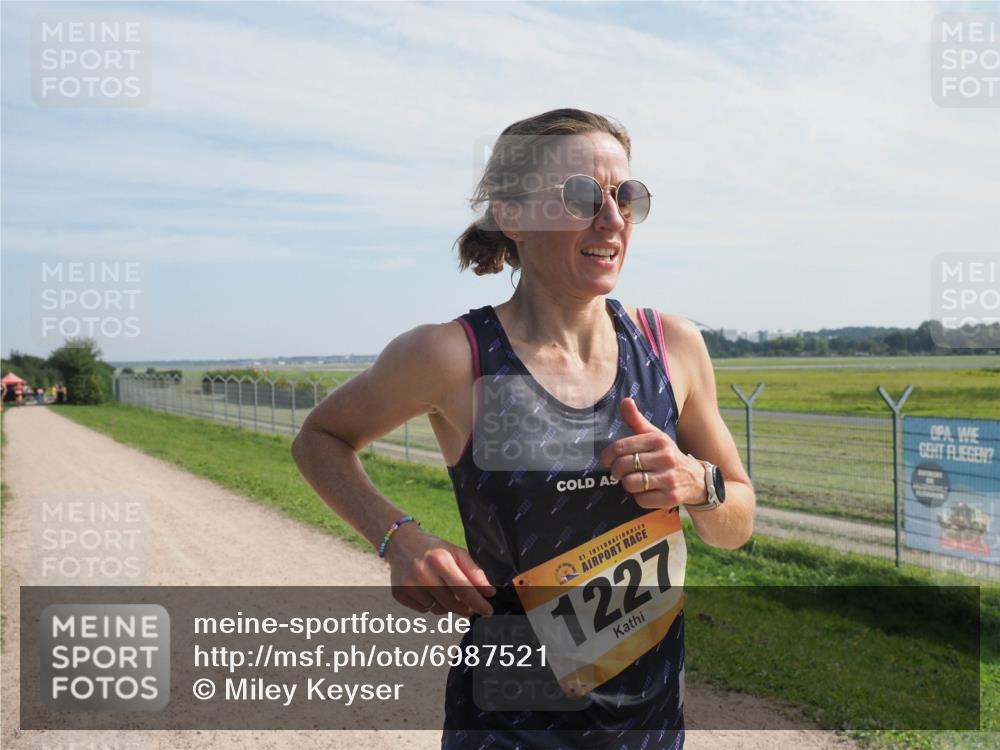 08.09.2024 - Airport Race Miley Keyser http://msf.ph/oto/6987521 08.09.2024 11:54:04 Laufen OLYMPUS, DIGITAL, CAMERA meine-sportfotos.de