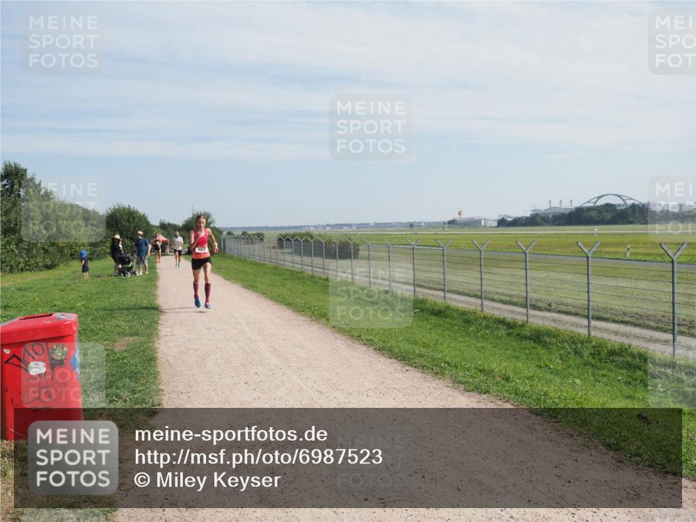 08.09.2024 - Airport Race Miley Keyser http://msf.ph/oto/6987523 08.09.2024 11:54:18 Laufen OLYMPUS, DIGITAL, CAMERA meine-sportfotos.de