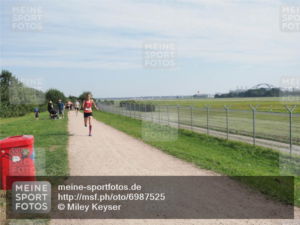 08.09.2024 - Airport Race Miley Keyser http://msf.ph/oto/6987525 08.09.2024 11:54:18 Laufen OLYMPUS, DIGITAL, CAMERA meine-sportfotos.de