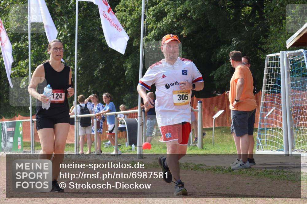 08.09.2024 - Airport Race Strokosch-Dieckow http://msf.ph/oto/6987581 08.09.2024 13:01:40 Ziel 124, 305, 464, 609, 874 meine-sportfotos.de