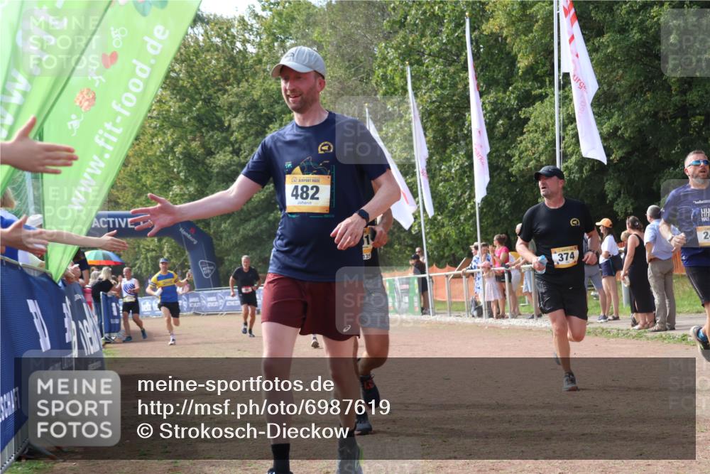 08.09.2024 - Airport Race Strokosch-Dieckow http://msf.ph/oto/6987619 08.09.2024 12:30:59 Ziel 90, 247, 374, 482, 732, 1351, 1448, 1522, 3010 meine-sportfotos.de