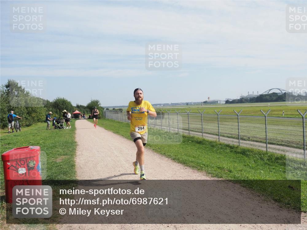 08.09.2024 - Airport Race Miley Keyser http://msf.ph/oto/6987621 08.09.2024 11:54:32 Laufen OLYMPUS, DIGITAL, CAMERA meine-sportfotos.de