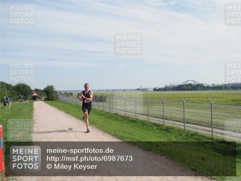 08.09.2024 - Airport Race Miley Keyser http://msf.ph/oto/6987673 08.09.2024 11:54:54 Laufen OLYMPUS, DIGITAL, CAMERA meine-sportfotos.de