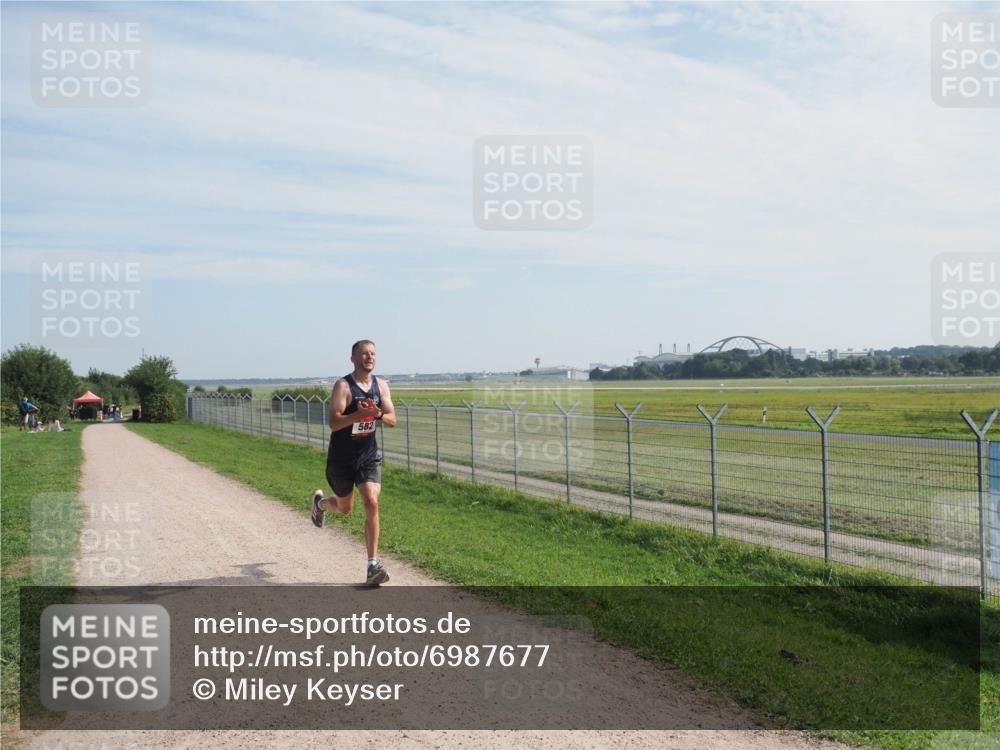 08.09.2024 - Airport Race Miley Keyser http://msf.ph/oto/6987677 08.09.2024 11:54:54 Laufen OLYMPUS, DIGITAL, CAMERA meine-sportfotos.de