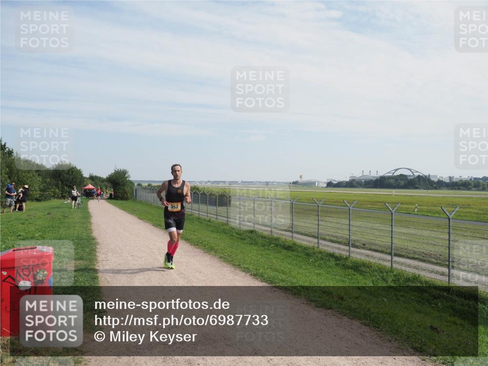 08.09.2024 - Airport Race Miley Keyser http://msf.ph/oto/6987733 08.09.2024 11:56:33 Laufen OLYMPUS, DIGITAL, CAMERA meine-sportfotos.de