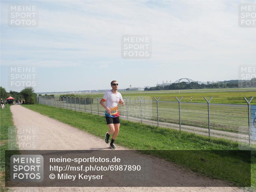 08.09.2024 - Airport Race Miley Keyser http://msf.ph/oto/6987890 08.09.2024 11:57:19 Laufen OLYMPUS, DIGITAL, CAMERA meine-sportfotos.de