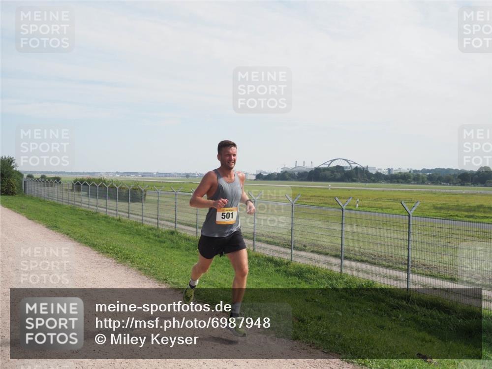 08.09.2024 - Airport Race Miley Keyser http://msf.ph/oto/6987948 08.09.2024 11:58:01 Laufen OLYMPUS, DIGITAL, CAMERA meine-sportfotos.de
