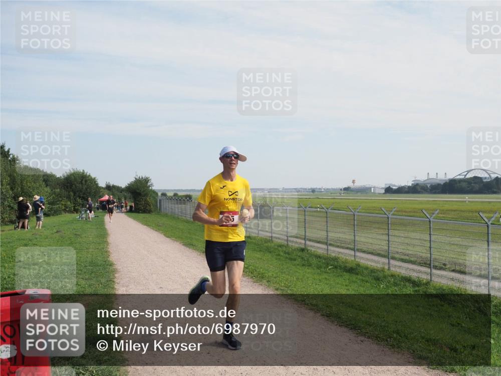 08.09.2024 - Airport Race Miley Keyser http://msf.ph/oto/6987970 08.09.2024 11:58:16 Laufen OLYMPUS, DIGITAL, CAMERA meine-sportfotos.de