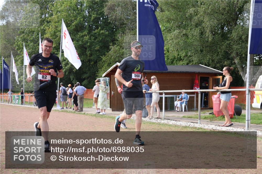 08.09.2024 - Airport Race Strokosch-Dieckow http://msf.ph/oto/6988035 08.09.2024 12:31:33 Ziel 79, 82, 215, 326, 568, 629, 706 meine-sportfotos.de
