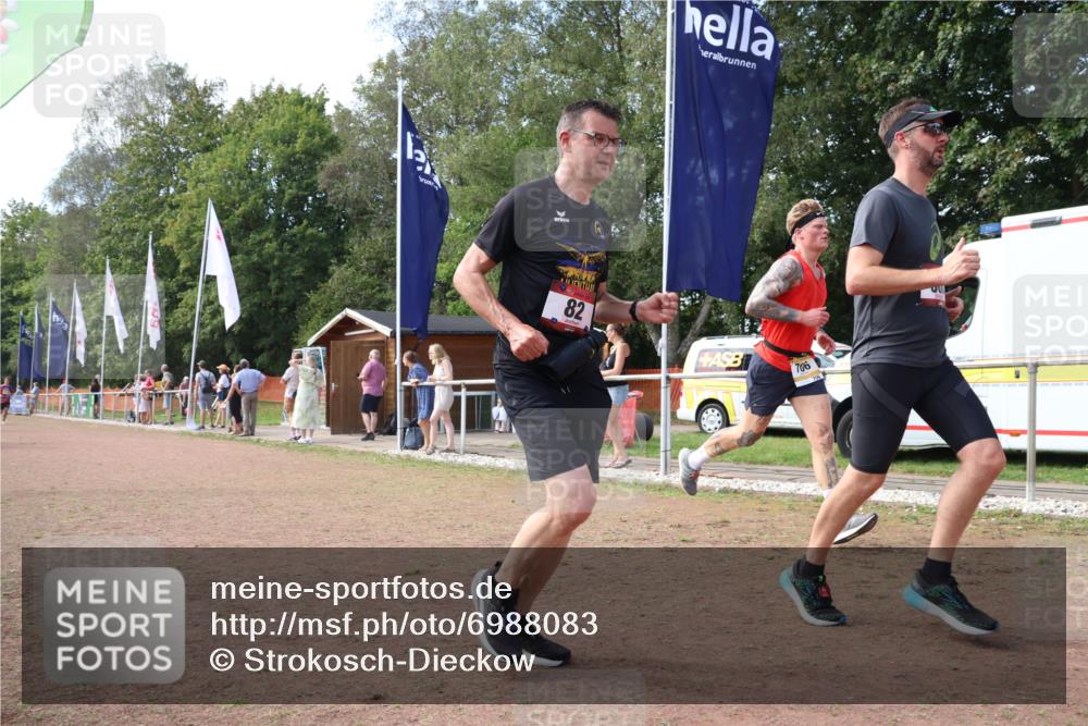 08.09.2024 - Airport Race Strokosch-Dieckow http://msf.ph/oto/6988083 08.09.2024 12:31:35 Ziel 79, 82, 184, 215, 326, 568, 629, 706, 3144 meine-sportfotos.de