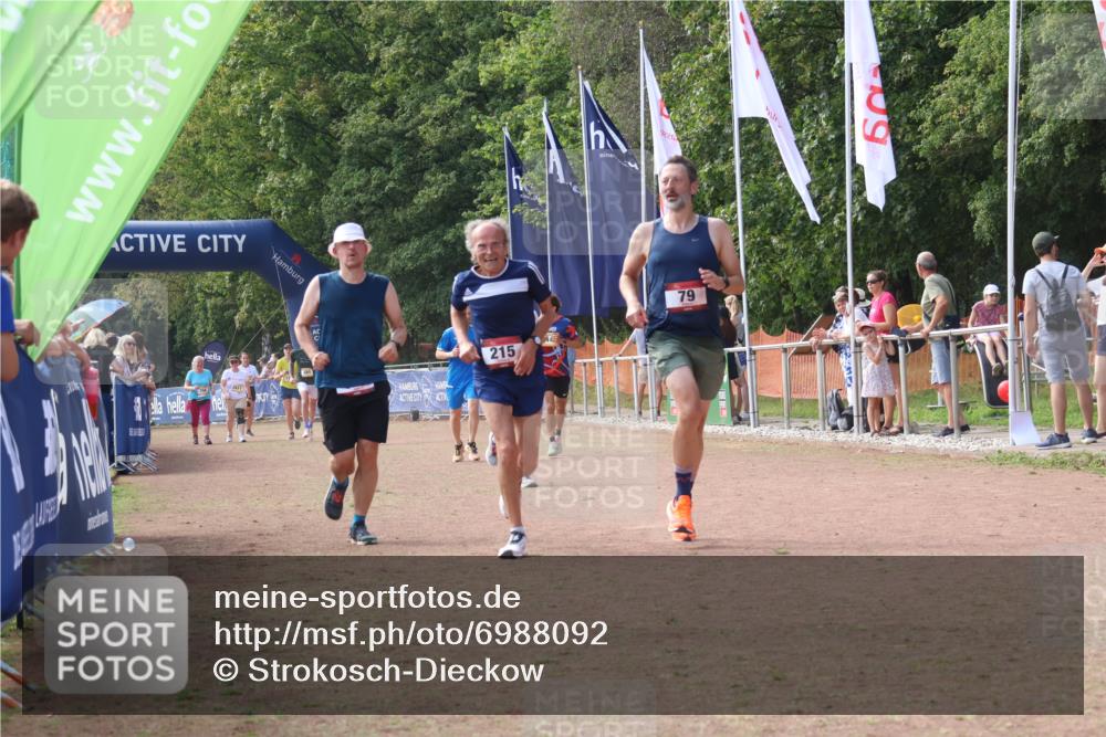 08.09.2024 - Airport Race Strokosch-Dieckow http://msf.ph/oto/6988092 08.09.2024 12:31:36 Ziel 79, 82, 184, 215, 326, 568, 629, 706, 3144 meine-sportfotos.de
