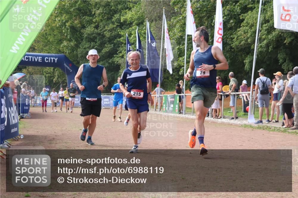 08.09.2024 - Airport Race Strokosch-Dieckow http://msf.ph/oto/6988119 08.09.2024 12:31:37 Ziel 79, 82, 184, 215, 326, 568, 629, 3144 meine-sportfotos.de