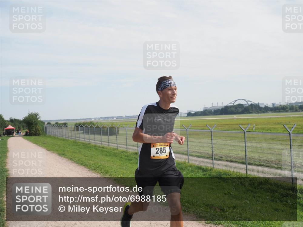 08.09.2024 - Airport Race Miley Keyser http://msf.ph/oto/6988185 08.09.2024 11:59:36 Laufen OLYMPUS, DIGITAL, CAMERA meine-sportfotos.de