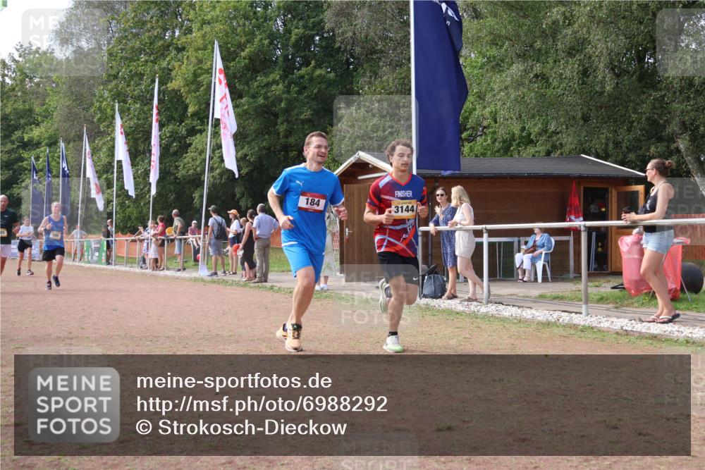08.09.2024 - Airport Race Strokosch-Dieckow http://msf.ph/oto/6988292 08.09.2024 12:31:44 Ziel 184, 326, 385, 629, 996, 1151, 1167, 3144 meine-sportfotos.de