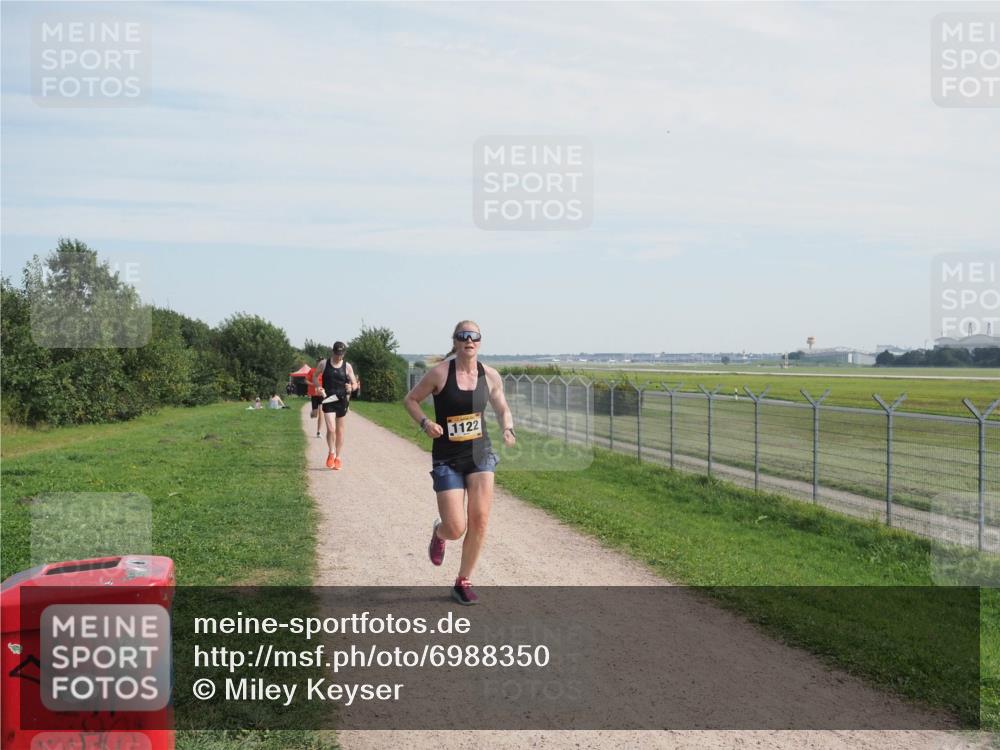 08.09.2024 - Airport Race Miley Keyser http://msf.ph/oto/6988350 08.09.2024 12:01:21 Laufen OLYMPUS, DIGITAL, CAMERA meine-sportfotos.de