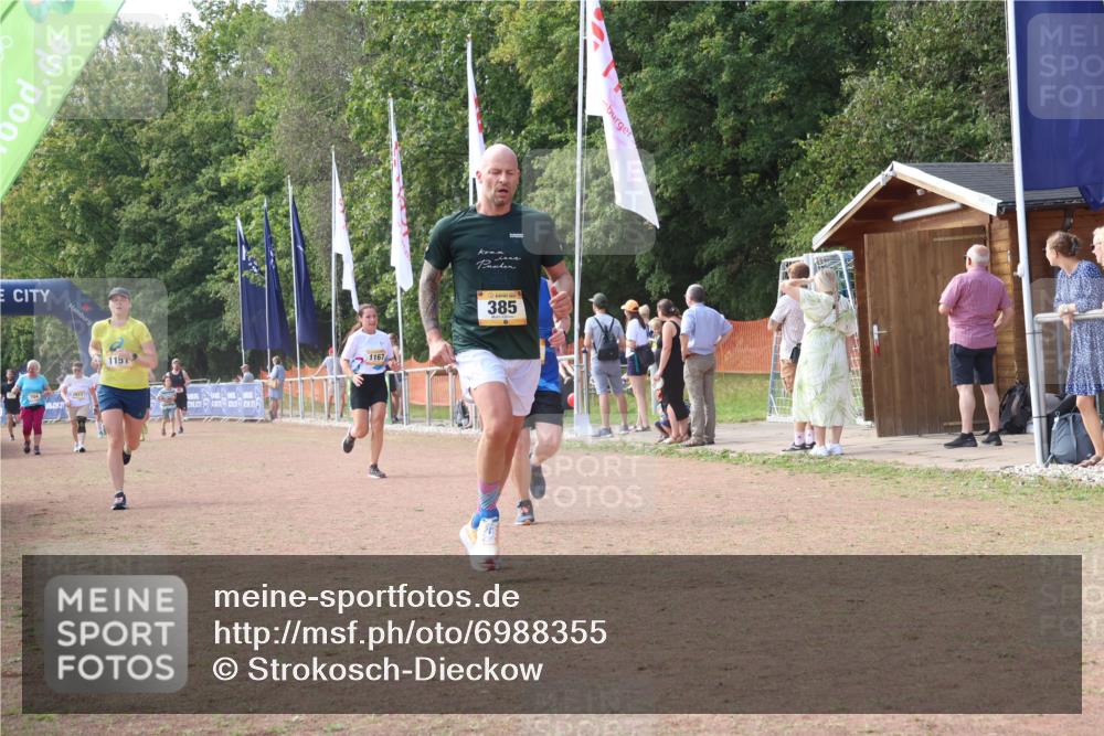 08.09.2024 - Airport Race Strokosch-Dieckow http://msf.ph/oto/6988355 08.09.2024 12:31:47 Ziel 98, 184, 385, 650, 996, 1151, 1167, 3144 meine-sportfotos.de