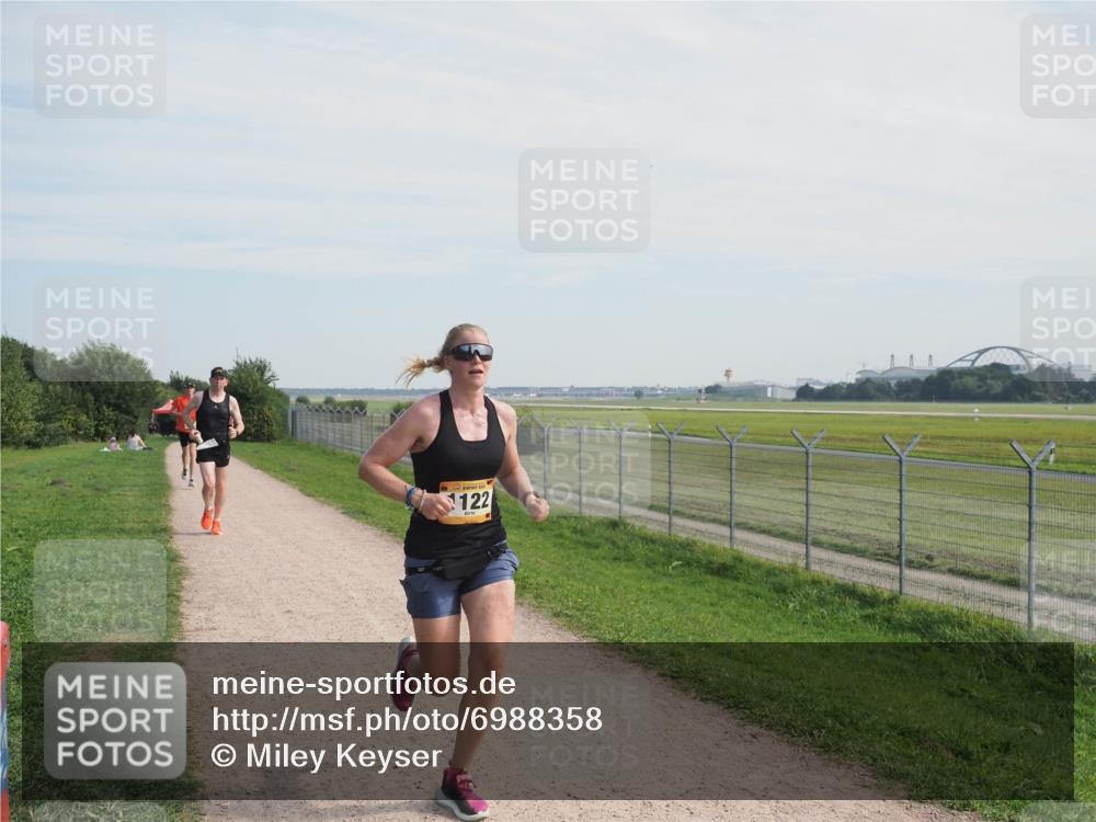 08.09.2024 - Airport Race Miley Keyser http://msf.ph/oto/6988358 08.09.2024 12:01:22 Laufen OLYMPUS, DIGITAL, CAMERA meine-sportfotos.de