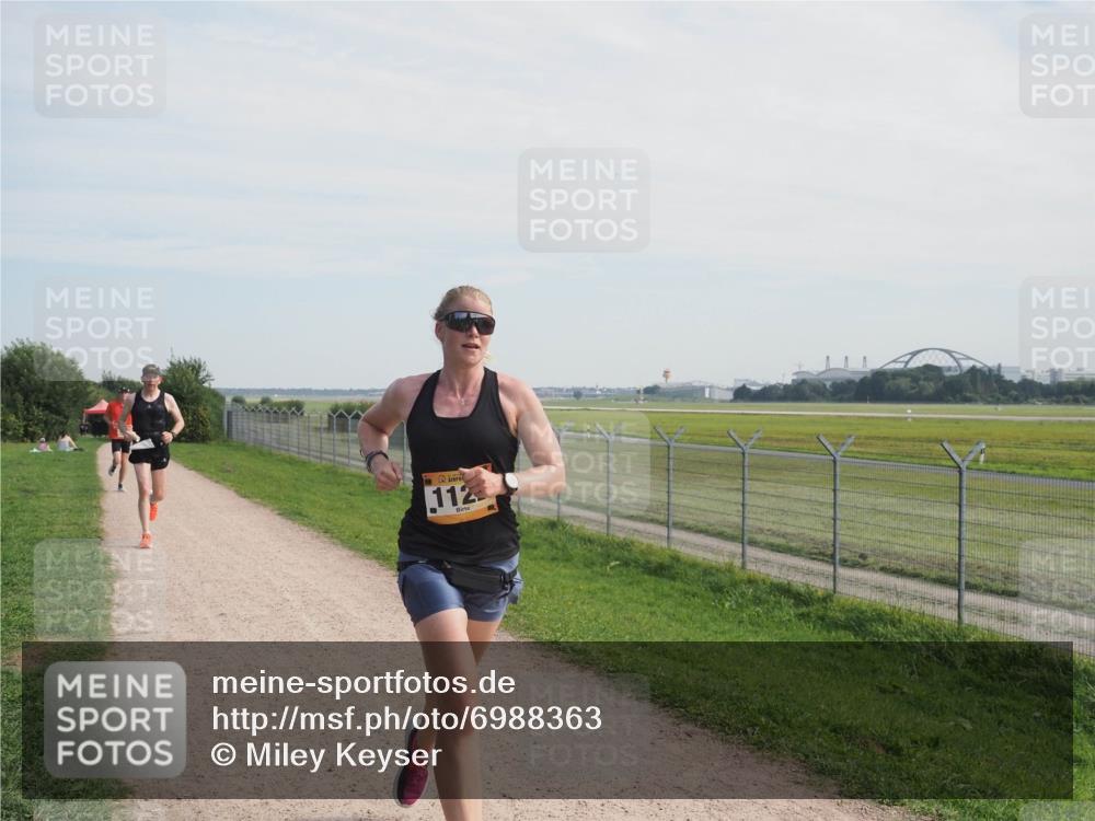 08.09.2024 - Airport Race Miley Keyser http://msf.ph/oto/6988363 08.09.2024 12:01:22 Laufen OLYMPUS, DIGITAL, CAMERA meine-sportfotos.de