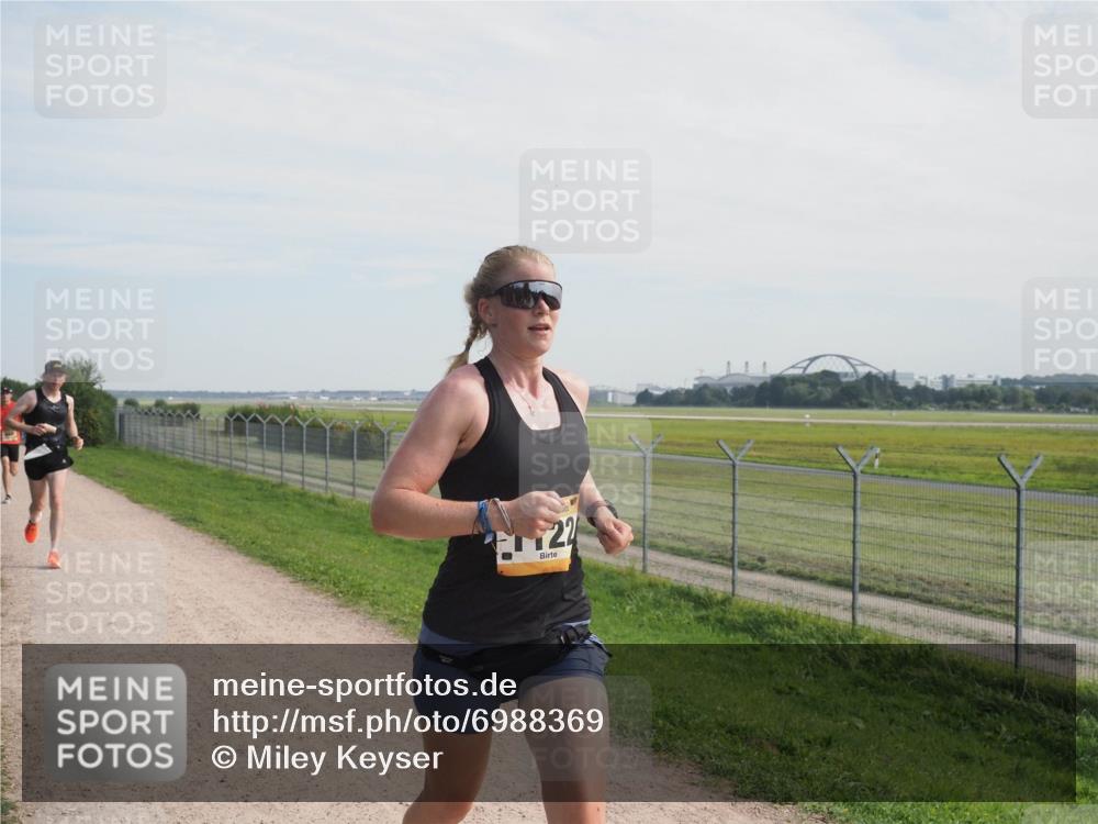 08.09.2024 - Airport Race Miley Keyser http://msf.ph/oto/6988369 08.09.2024 12:01:22 Laufen OLYMPUS, DIGITAL, CAMERA meine-sportfotos.de