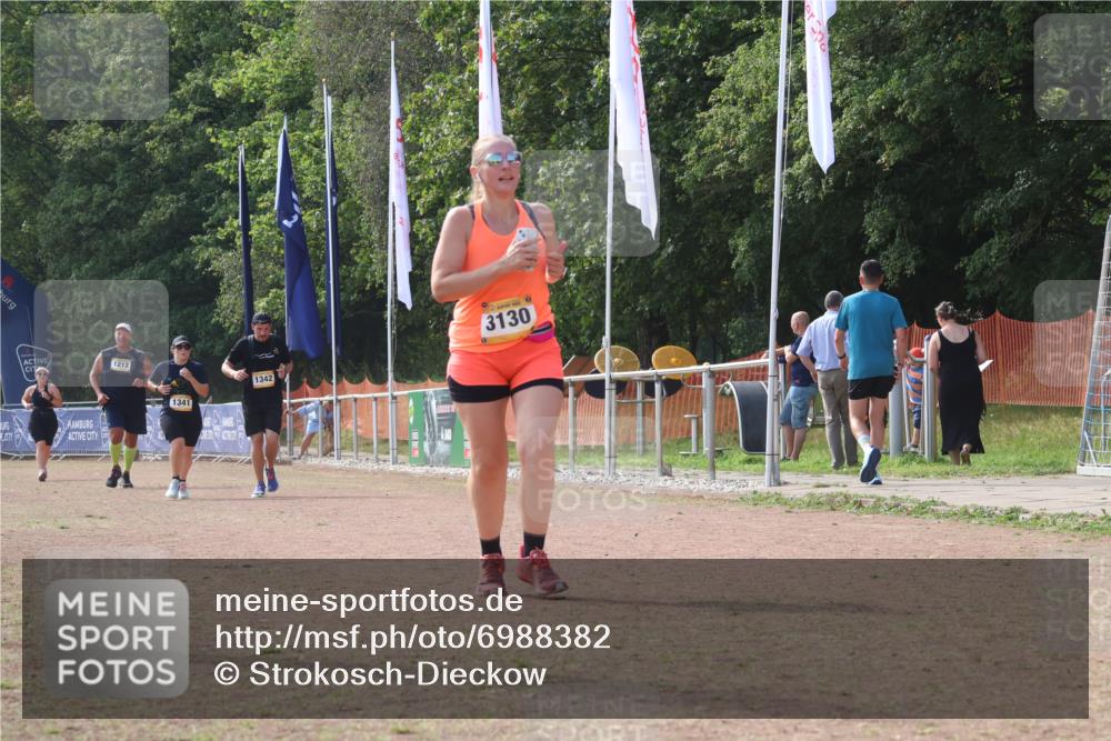 08.09.2024 - Airport Race Strokosch-Dieckow http://msf.ph/oto/6988382 08.09.2024 13:03:26 Ziel 1341, 1342, 3130 meine-sportfotos.de