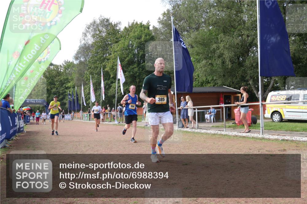 08.09.2024 - Airport Race Strokosch-Dieckow http://msf.ph/oto/6988394 08.09.2024 12:31:48 Ziel 98, 385, 650, 996, 1151, 1167 meine-sportfotos.de