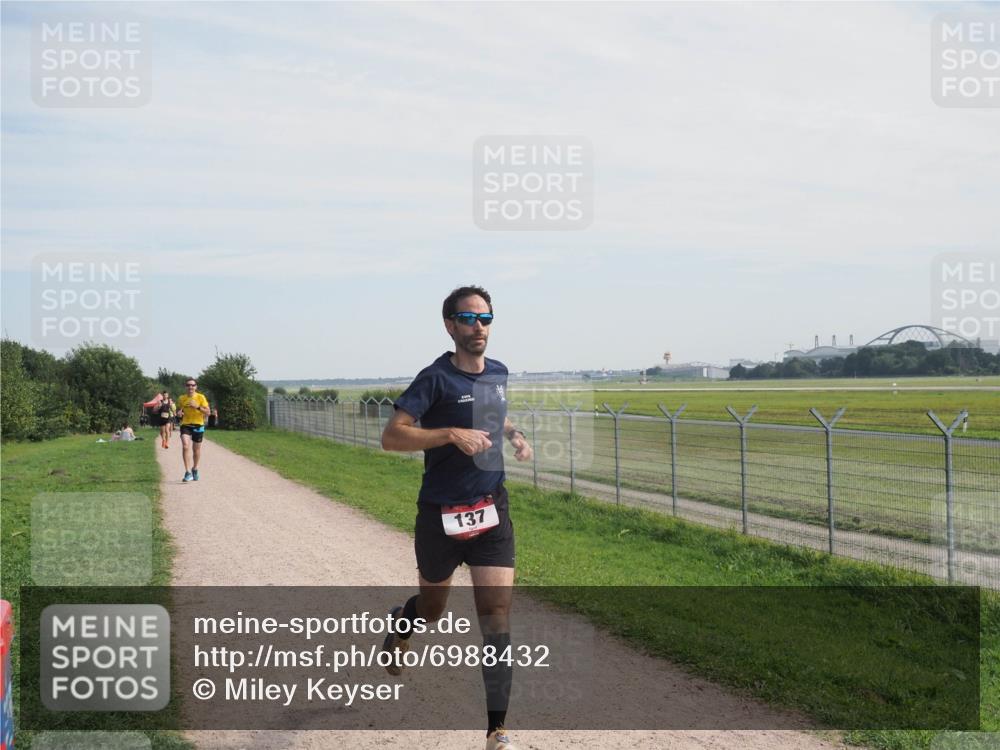 08.09.2024 - Airport Race Miley Keyser http://msf.ph/oto/6988432 08.09.2024 12:01:32 Laufen OLYMPUS, DIGITAL, CAMERA meine-sportfotos.de