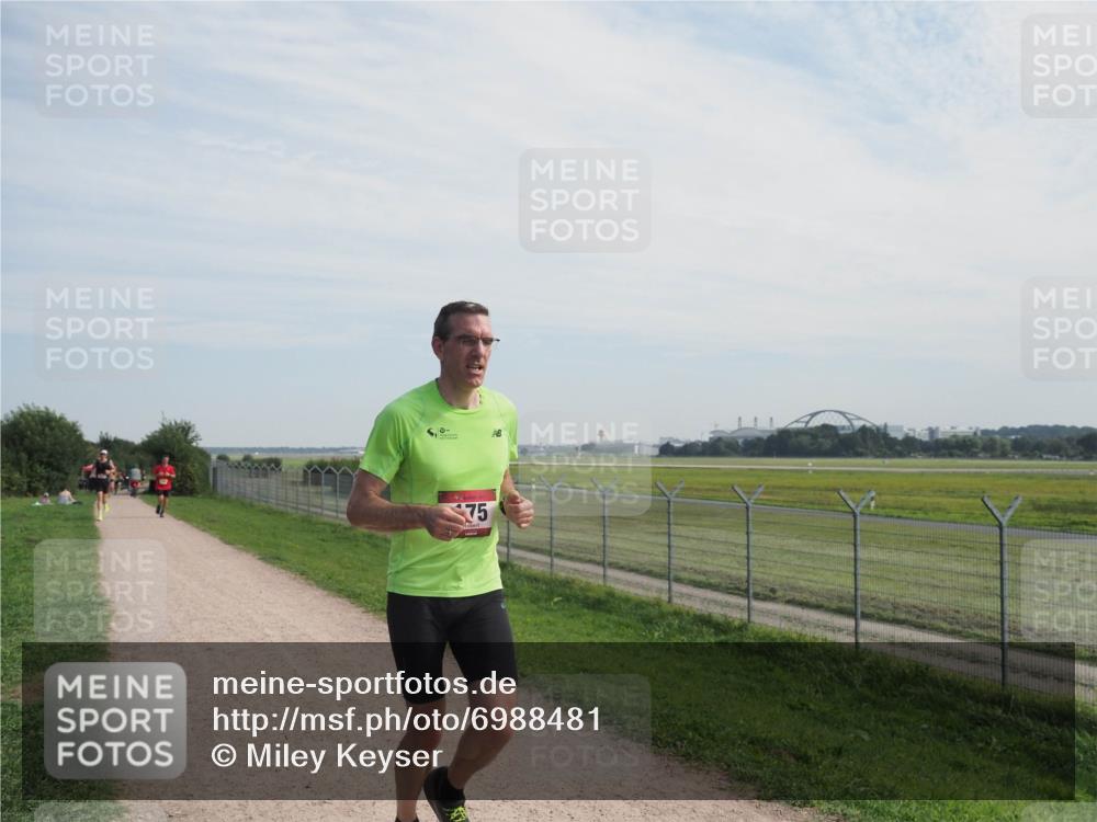 08.09.2024 - Airport Race Miley Keyser http://msf.ph/oto/6988481 08.09.2024 12:01:48 Laufen OLYMPUS, DIGITAL, CAMERA meine-sportfotos.de