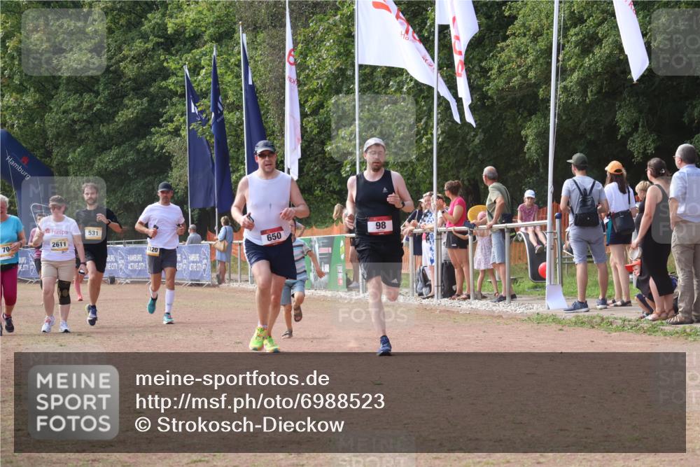 08.09.2024 - Airport Race Strokosch-Dieckow http://msf.ph/oto/6988523 08.09.2024 12:31:53 Ziel 98, 208, 531, 650, 1113, 1167, 3120 meine-sportfotos.de