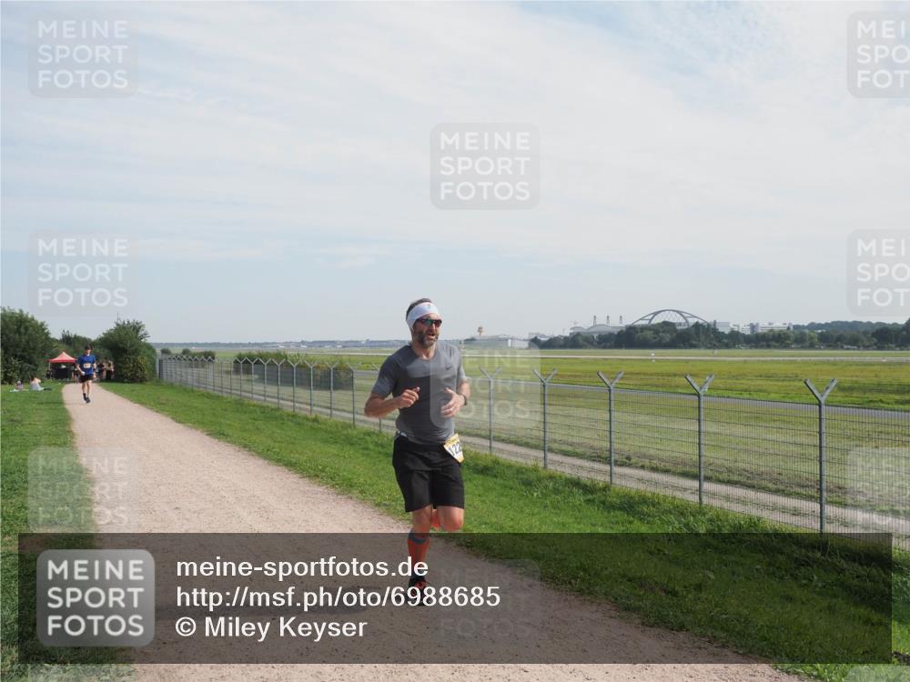 08.09.2024 - Airport Race Miley Keyser http://msf.ph/oto/6988685 08.09.2024 12:02:41 Laufen OLYMPUS, DIGITAL, CAMERA meine-sportfotos.de