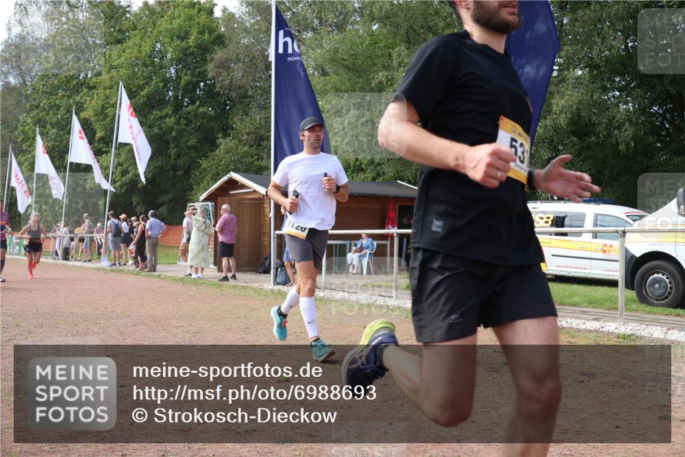 08.09.2024 - Airport Race Strokosch-Dieckow http://msf.ph/oto/6988693 08.09.2024 12:31:59 Ziel 208, 531, 650, 785, 848, 1113, 1220, 1347, 3120 meine-sportfotos.de
