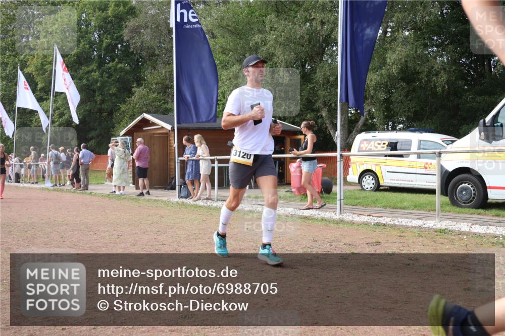 08.09.2024 - Airport Race Strokosch-Dieckow http://msf.ph/oto/6988705 08.09.2024 12:32:00 Ziel 208, 531, 785, 848, 1113, 1220, 1347, 3120 meine-sportfotos.de