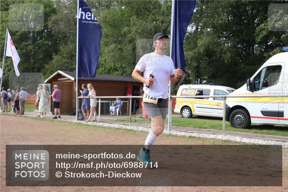 08.09.2024 - Airport Race Strokosch-Dieckow http://msf.ph/oto/6988714 08.09.2024 12:32:00 Ziel 208, 531, 785, 848, 1113, 1220, 1347, 3120 meine-sportfotos.de