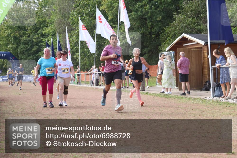 08.09.2024 - Airport Race Strokosch-Dieckow http://msf.ph/oto/6988728 08.09.2024 12:32:01 Ziel 208, 531, 704, 785, 848, 1113, 1220, 1347, 2611, 3120 meine-sportfotos.de