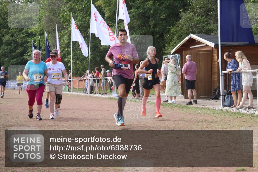 08.09.2024 - Airport Race Strokosch-Dieckow http://msf.ph/oto/6988736 08.09.2024 12:32:02 Ziel 208, 704, 785, 848, 1113, 1220, 1347, 2611, 3120 meine-sportfotos.de