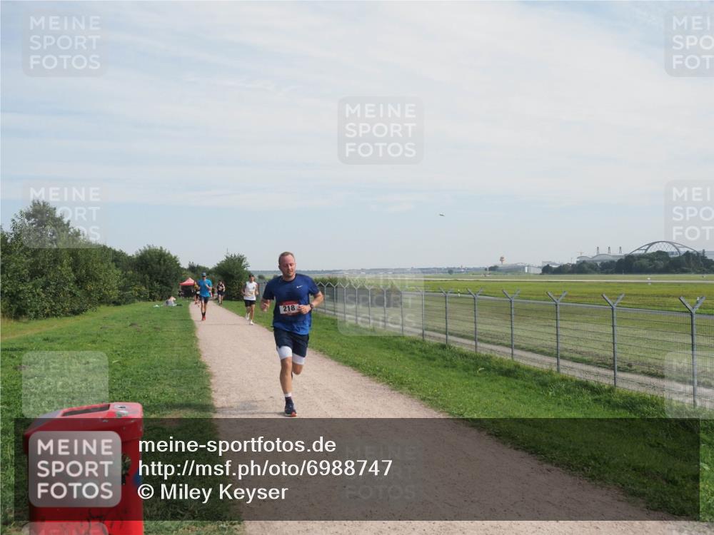 08.09.2024 - Airport Race Miley Keyser http://msf.ph/oto/6988747 08.09.2024 12:03:01 Laufen OLYMPUS, DIGITAL, CAMERA meine-sportfotos.de