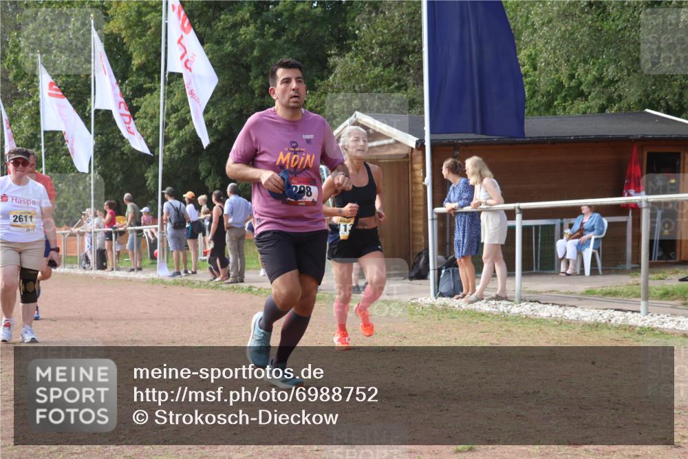 08.09.2024 - Airport Race Strokosch-Dieckow http://msf.ph/oto/6988752 08.09.2024 12:32:02 Ziel 208, 704, 785, 848, 1113, 1220, 1347, 2611, 3120 meine-sportfotos.de