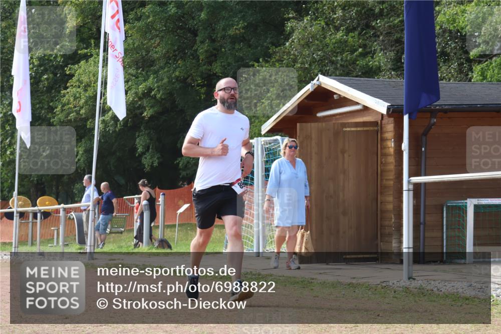 08.09.2024 - Airport Race Strokosch-Dieckow http://msf.ph/oto/6988822 08.09.2024 13:04:02 Ziel 89, 192, 1437 meine-sportfotos.de