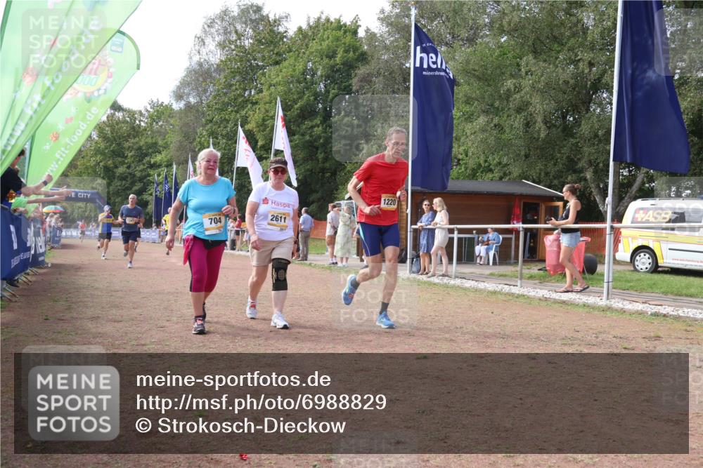 08.09.2024 - Airport Race Strokosch-Dieckow http://msf.ph/oto/6988829 08.09.2024 12:32:05 Ziel 208, 704, 785, 848, 1113, 1220, 1347, 2611 meine-sportfotos.de