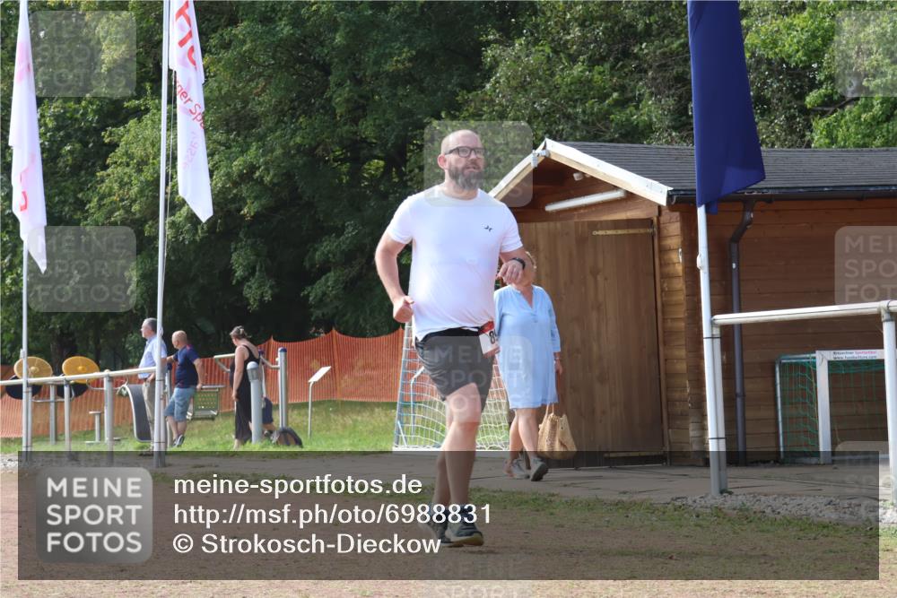 08.09.2024 - Airport Race Strokosch-Dieckow http://msf.ph/oto/6988831 08.09.2024 13:04:02 Ziel 89, 192, 1437 meine-sportfotos.de