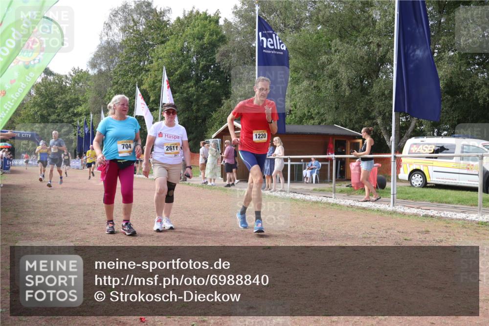 08.09.2024 - Airport Race Strokosch-Dieckow http://msf.ph/oto/6988840 08.09.2024 12:32:05 Ziel 208, 704, 785, 848, 1113, 1220, 1347, 2611 meine-sportfotos.de