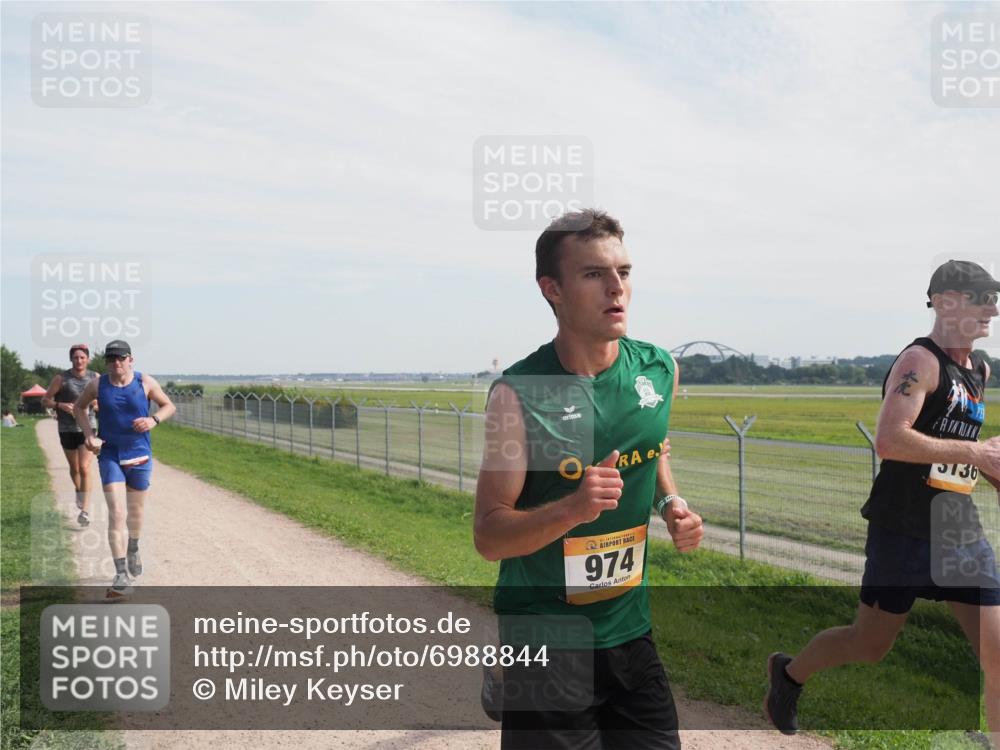 08.09.2024 - Airport Race Miley Keyser http://msf.ph/oto/6988844 08.09.2024 12:03:17 Laufen OLYMPUS, DIGITAL, CAMERA meine-sportfotos.de