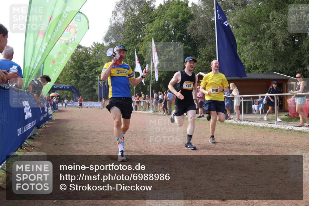 08.09.2024 - Airport Race Strokosch-Dieckow http://msf.ph/oto/6988986 08.09.2024 12:32:09 Ziel 704, 785, 848, 1347, 2611, 3160 meine-sportfotos.de