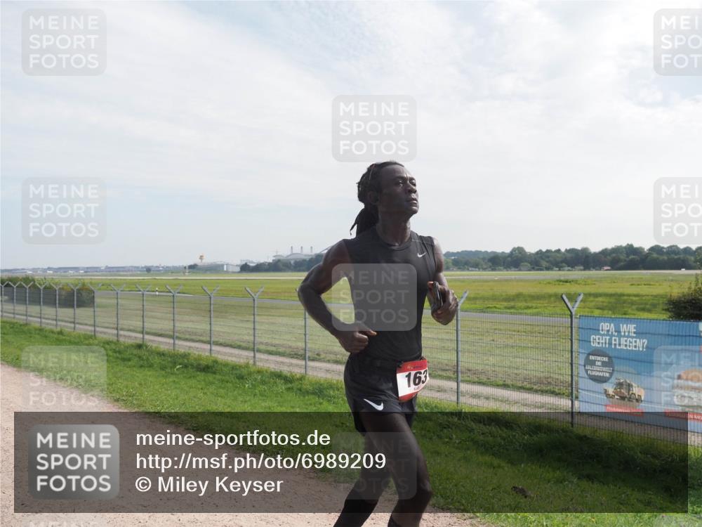 08.09.2024 - Airport Race Miley Keyser http://msf.ph/oto/6989209 08.09.2024 12:04:18 Laufen OLYMPUS, DIGITAL, CAMERA meine-sportfotos.de