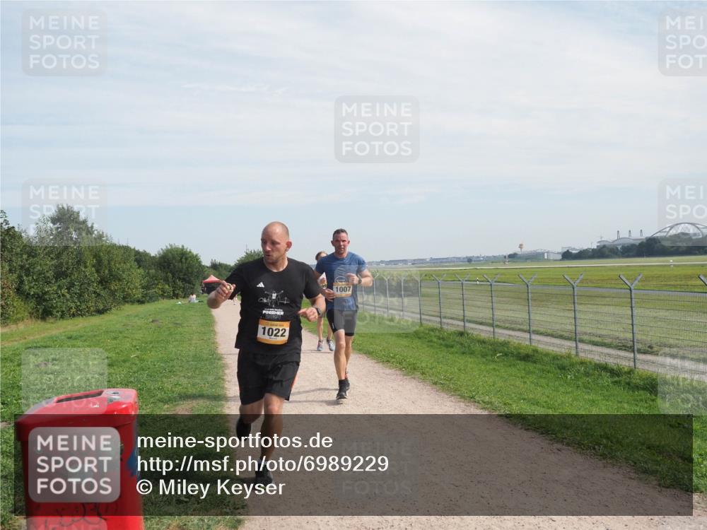 08.09.2024 - Airport Race Miley Keyser http://msf.ph/oto/6989229 08.09.2024 12:04:22 Laufen OLYMPUS, DIGITAL, CAMERA meine-sportfotos.de