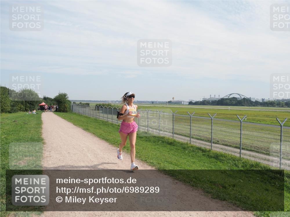 08.09.2024 - Airport Race Miley Keyser http://msf.ph/oto/6989289 08.09.2024 12:04:33 Laufen OLYMPUS, DIGITAL, CAMERA meine-sportfotos.de