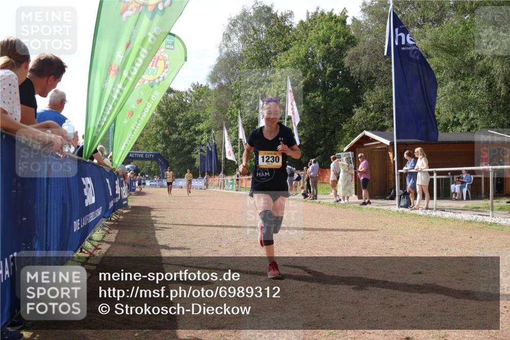 08.09.2024 - Airport Race Strokosch-Dieckow http://msf.ph/oto/6989312 08.09.2024 12:32:27 Ziel 1229, 1230, 1402 meine-sportfotos.de
