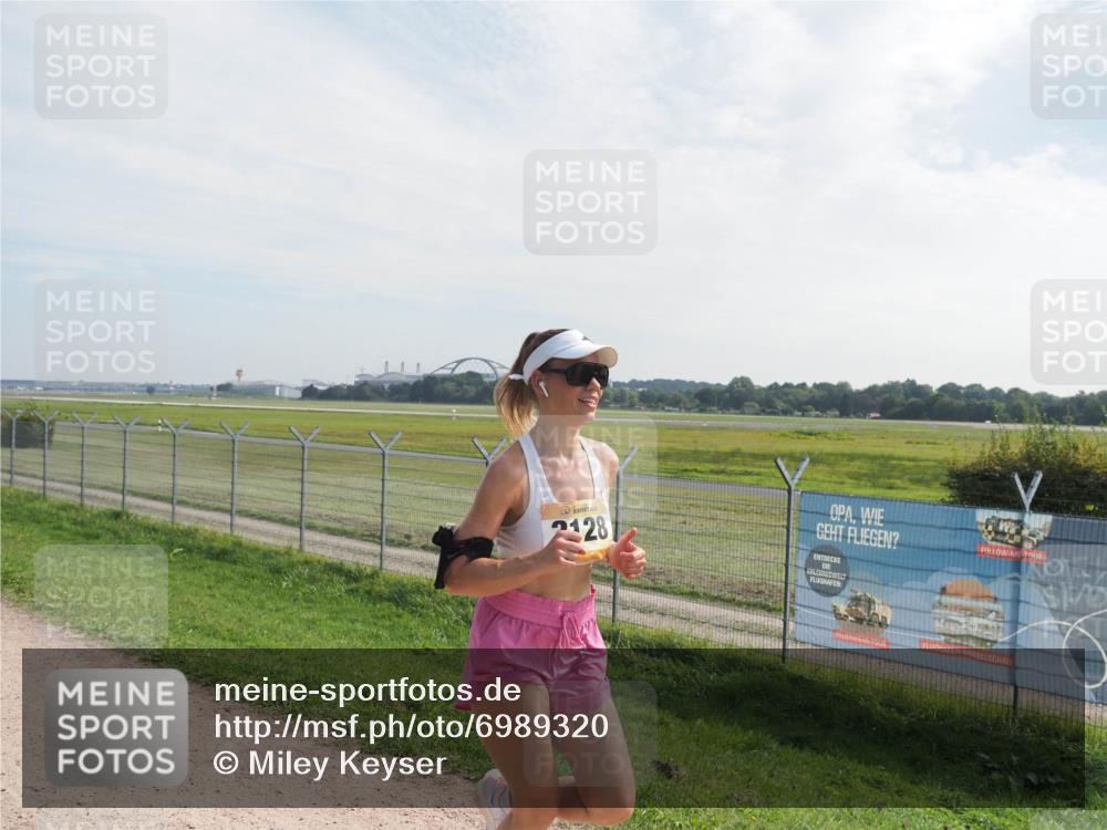 08.09.2024 - Airport Race Miley Keyser http://msf.ph/oto/6989320 08.09.2024 12:04:34 Laufen OLYMPUS, DIGITAL, CAMERA meine-sportfotos.de
